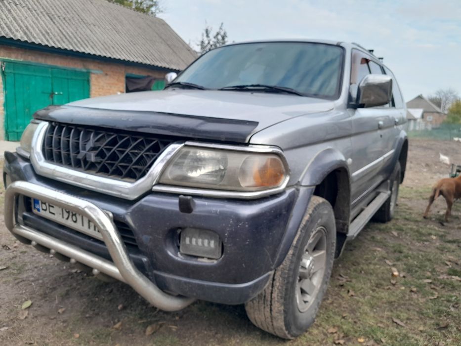 Mitsubishi pajero sport