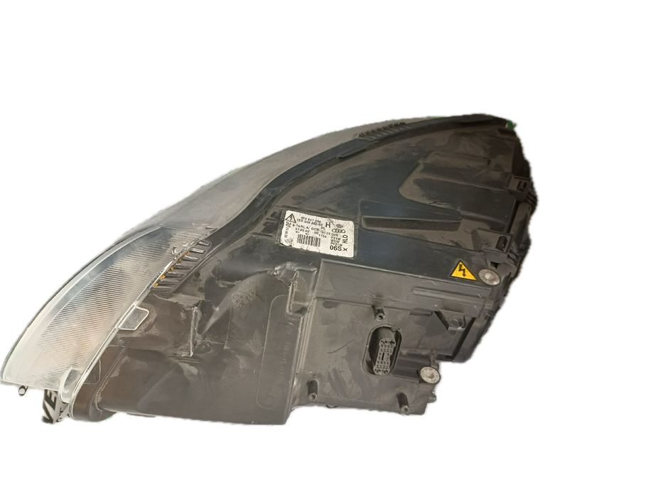 Ótica / farol direita AUDI A6 (4F2, C6)