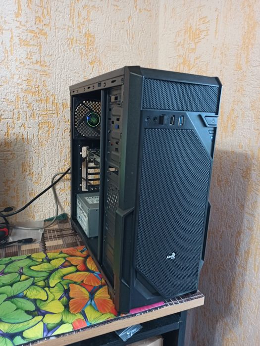 Комп'ютер для ігор, навчання, роботи