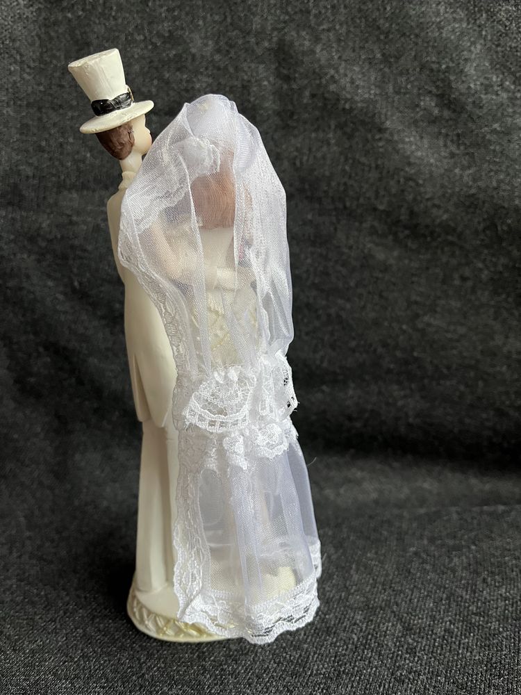 Фігурка на весільний торт. Статуетка декоративна