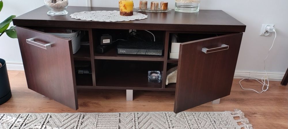 Szafka pod telewizor