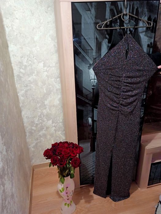 Неймовірно гарна сукня