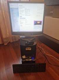 Komputer PC zestaw monitor, klawiatura, mysz - BDB