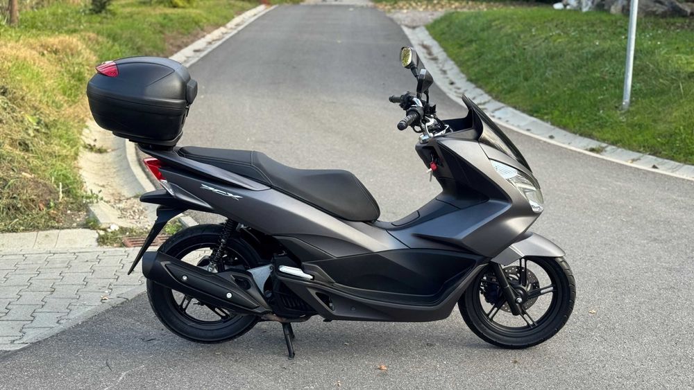 Honda PCX 125 super stan KUFER HONDA niski przebieg SZYBKI TANSPORT