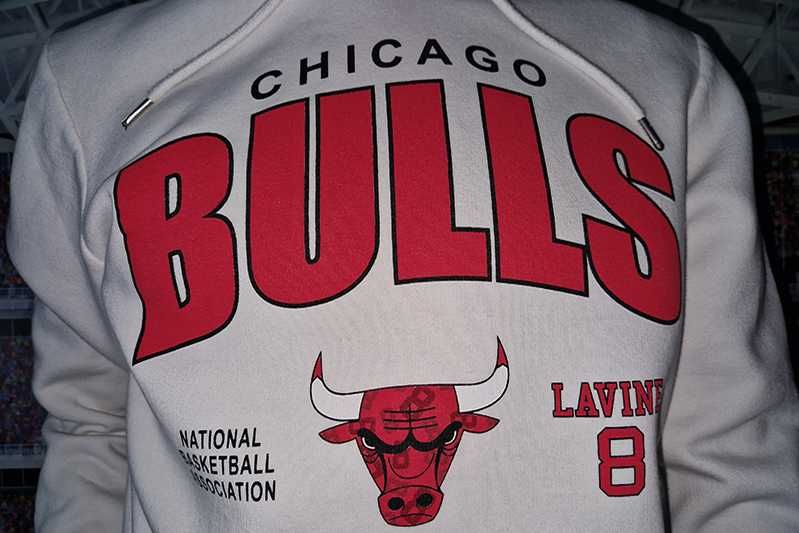 Chicago Bulls #8 Zachary LaVine bluza z kapturem Primark: size M/L