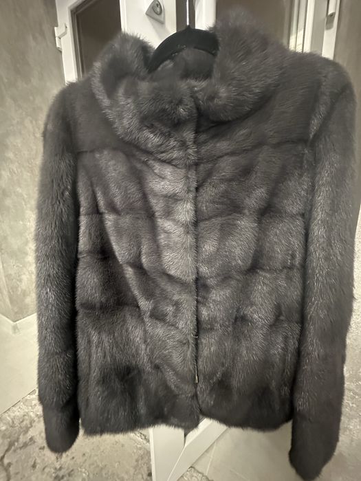 Продам норковую шубу