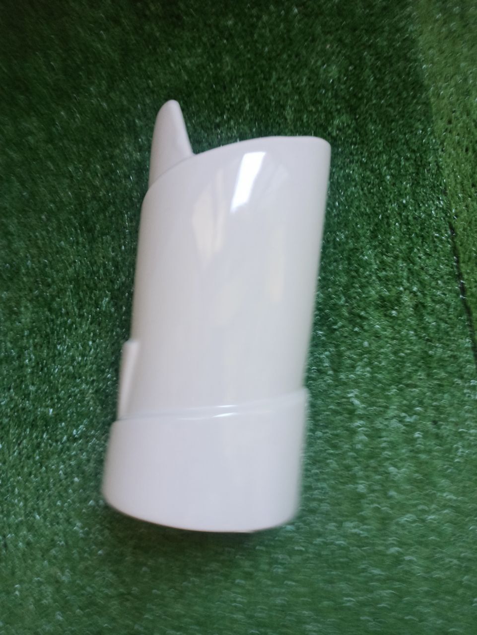 Ваза керамическая белая Roll 9х9хh28,5 см