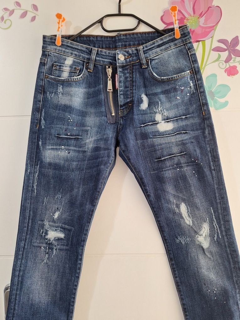 Dsquared  2 jeansy