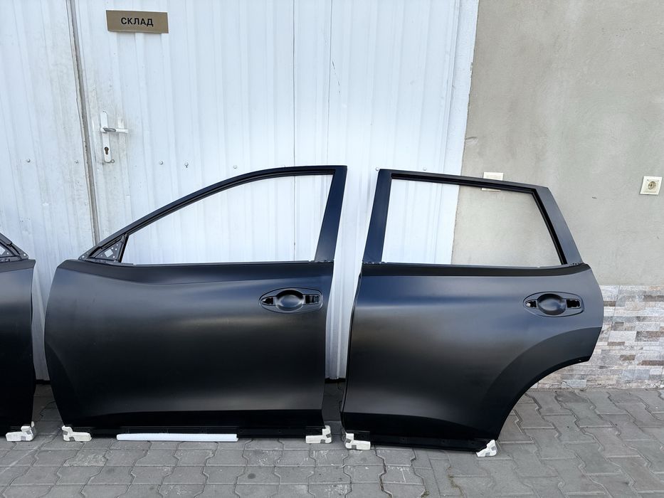 Дверка дверь задня передня ліва права Rogue T32 Рог т32 розборка