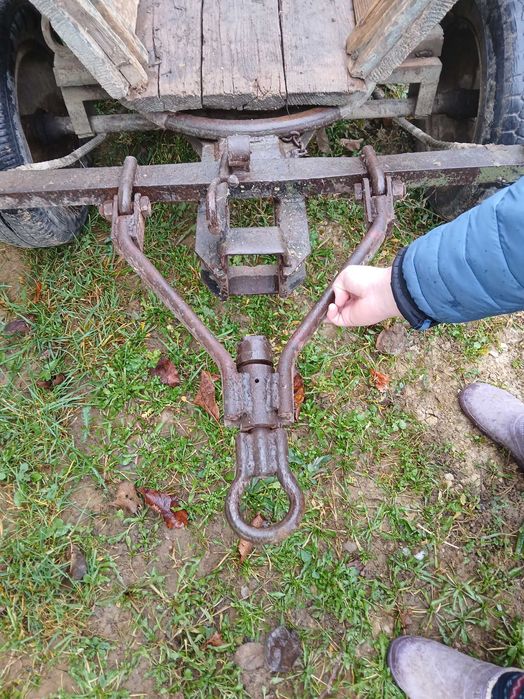 Кінний віз ,з причепним до трактора