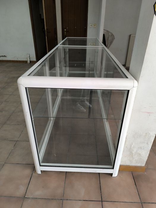 Balcão/ vitrine/ expositor (vendo o conjunto ou individualmente)