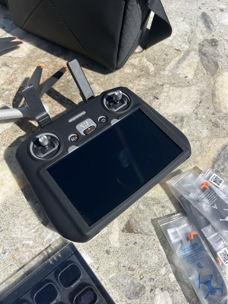 Drone Dji Mini 4 Pro fly more combo + Acessórios