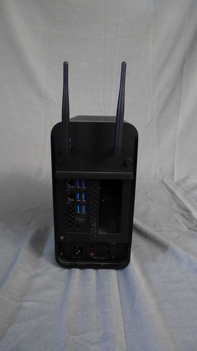 Komputer Zotac Magnus One | I7-10700 | 16GB RAM | 1TB SSD | Windows 11