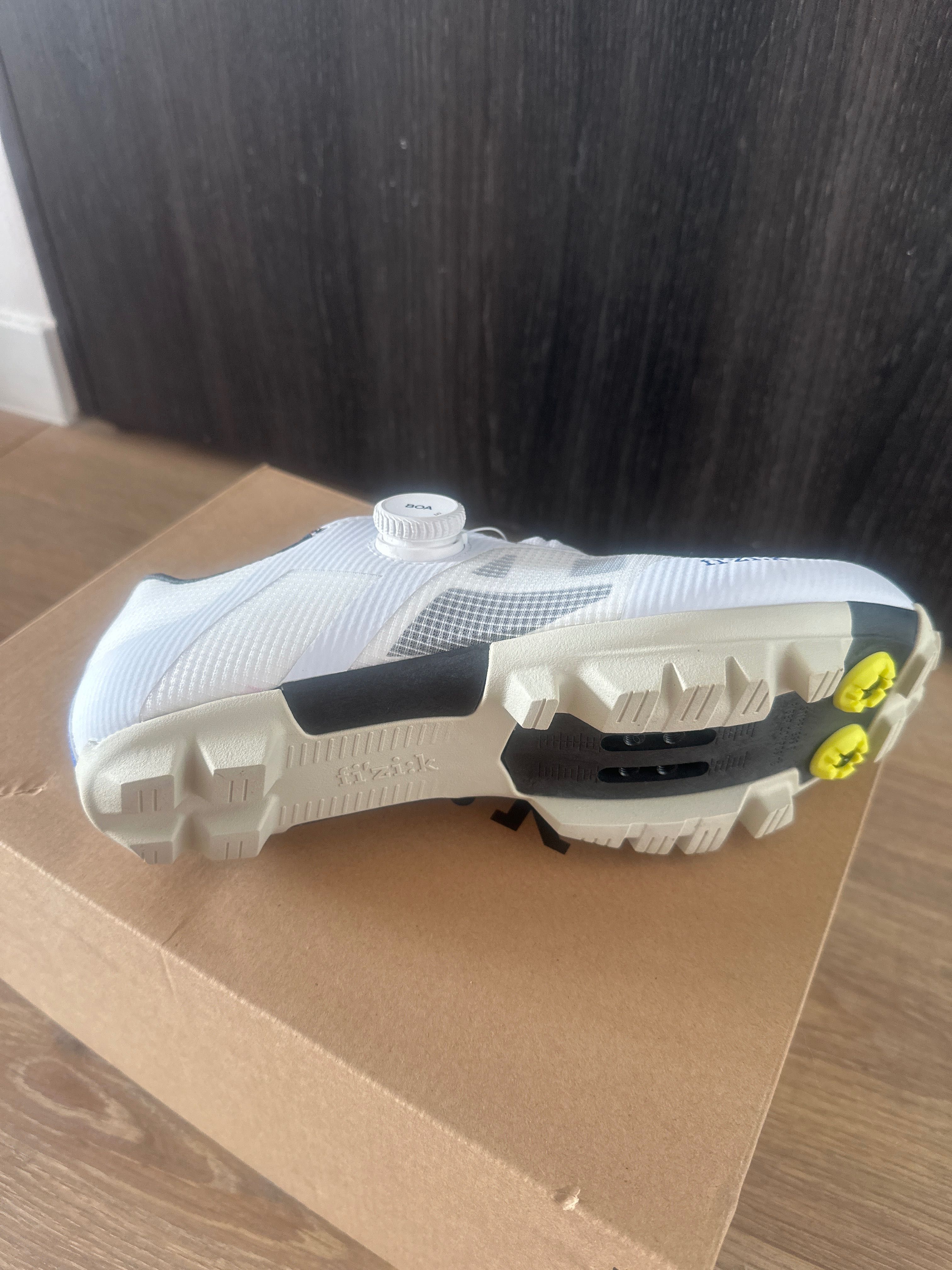 Buty Fizik  Vento Proxy białe 40