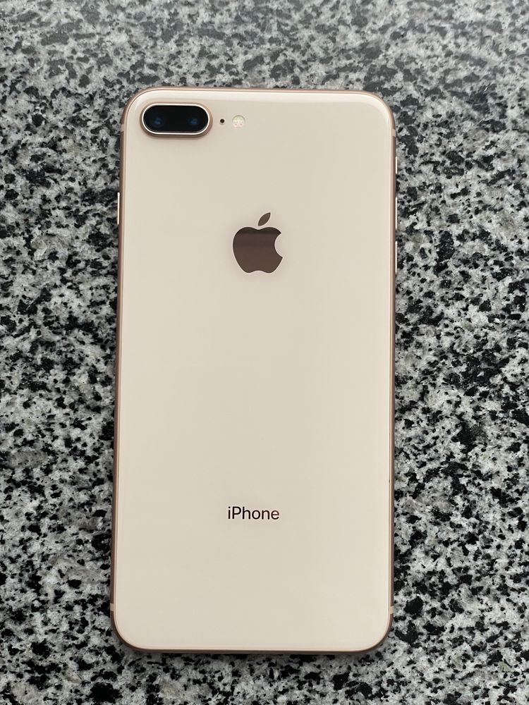 iPhone 8 Plus 64GB (Gold) у чудовому стані