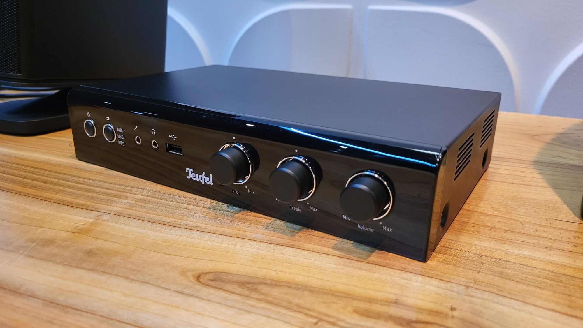 Teufel cb 200 цап підсилювач з колонками