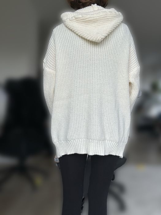 Ciepły dziergany kardigan