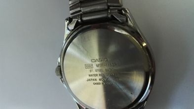 Mniej=CASIO ZEGAREK Analog, data, bransoleta. SPRZEDAM :