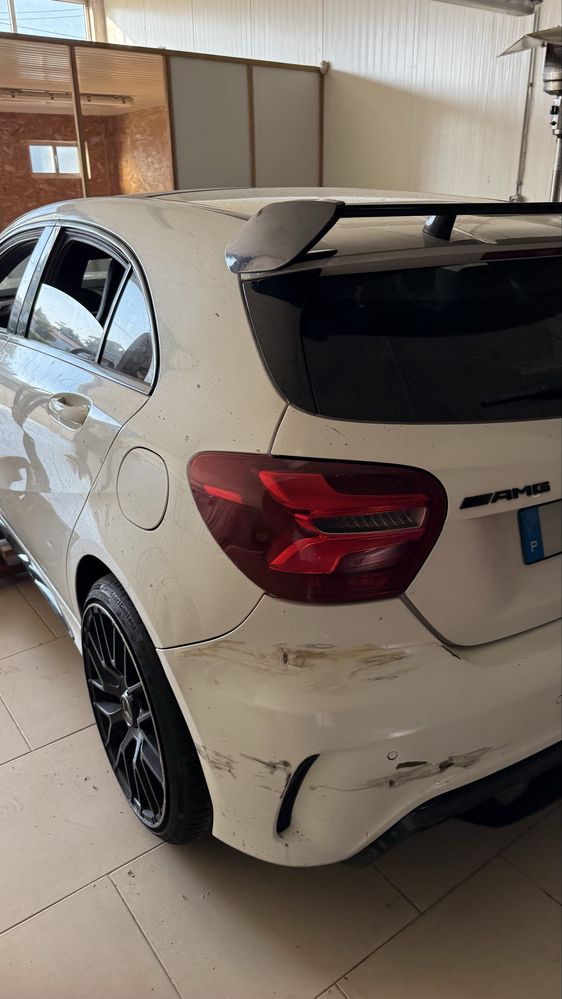 Mercedes Amg A45