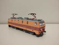 Model kartonowy  zabawka pociąg  autobus lokomotywa duża towarowa osob