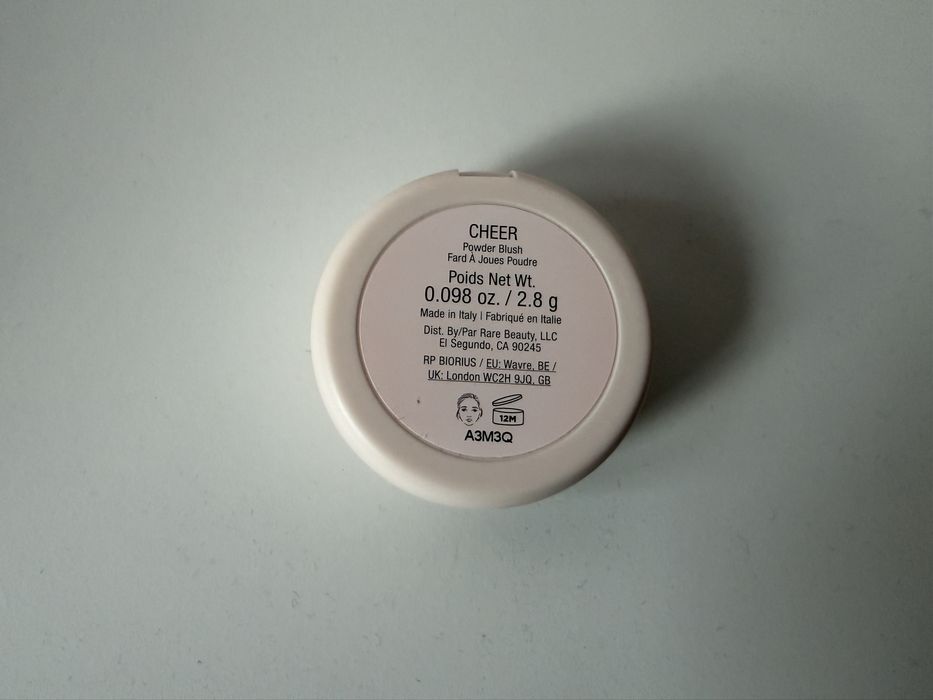 róż do policzków rare beauty cheer