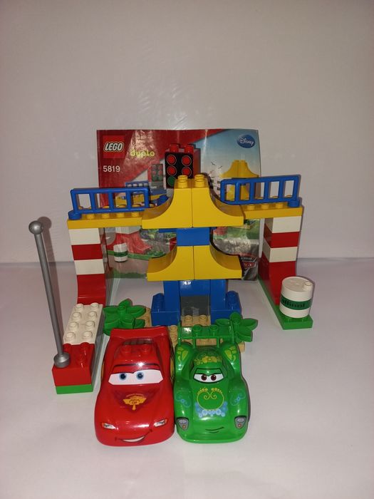 Zestaw klocków Lego Duplo 5819 wyścig Zygzak McQueen