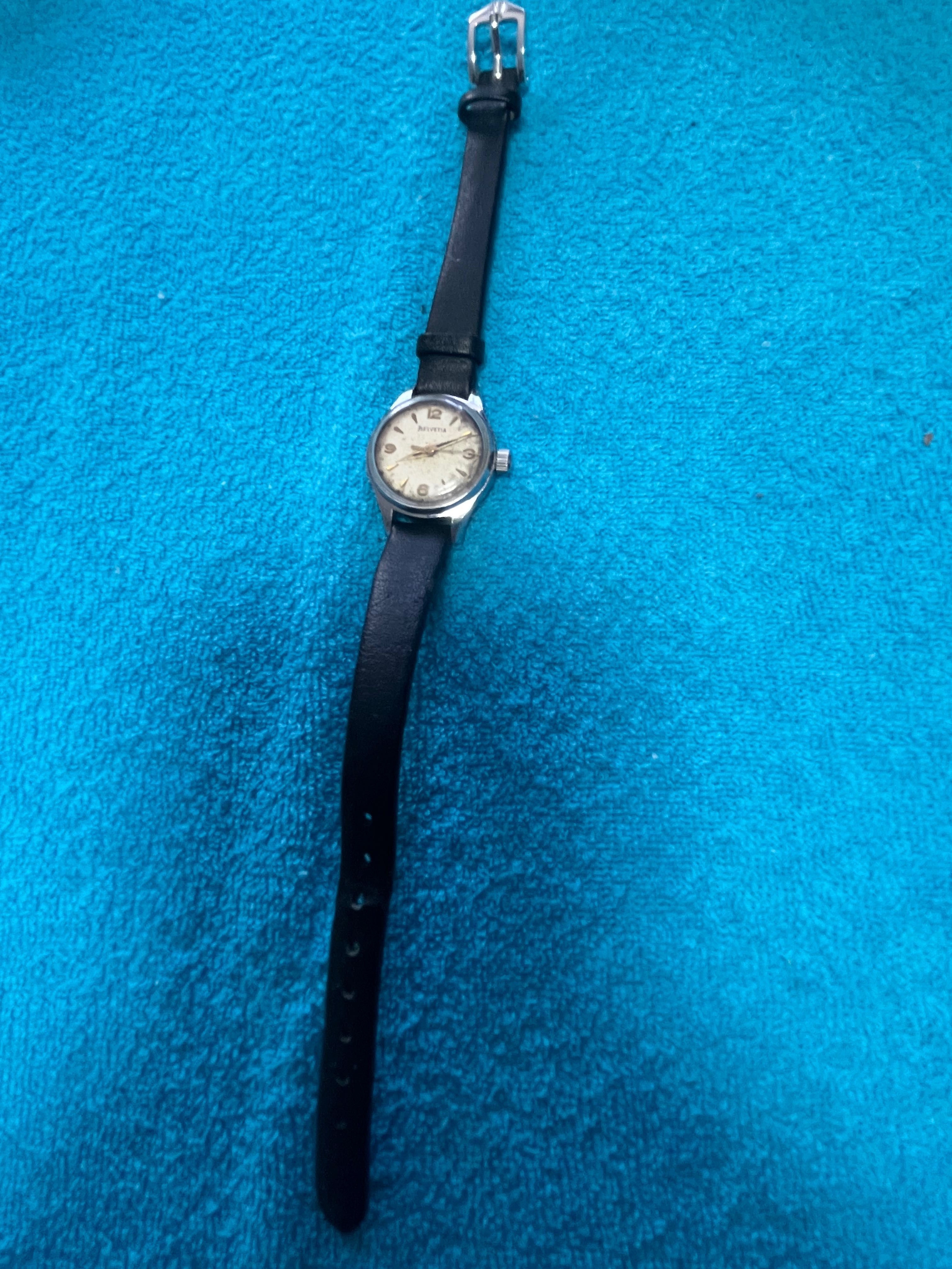 Zegarek Hevleta Swiss