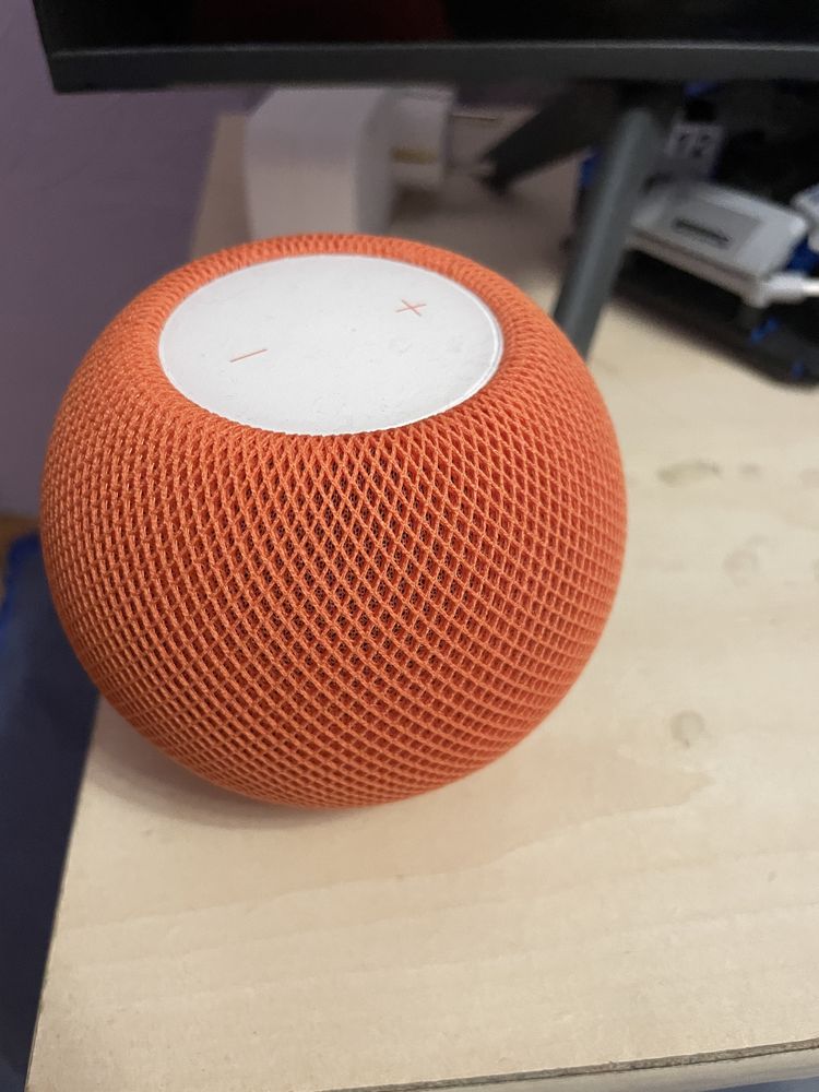 Homepod mini белый и оранжевый