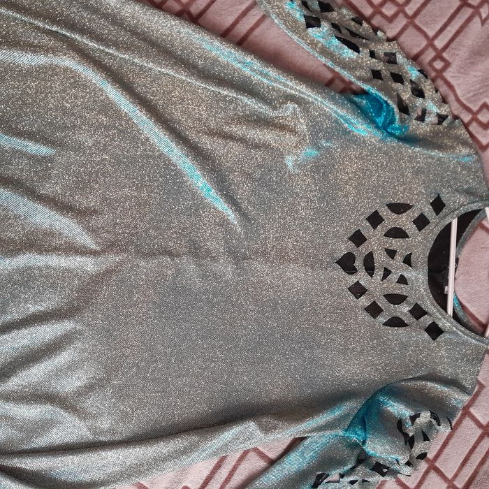 Продам святкову сукню