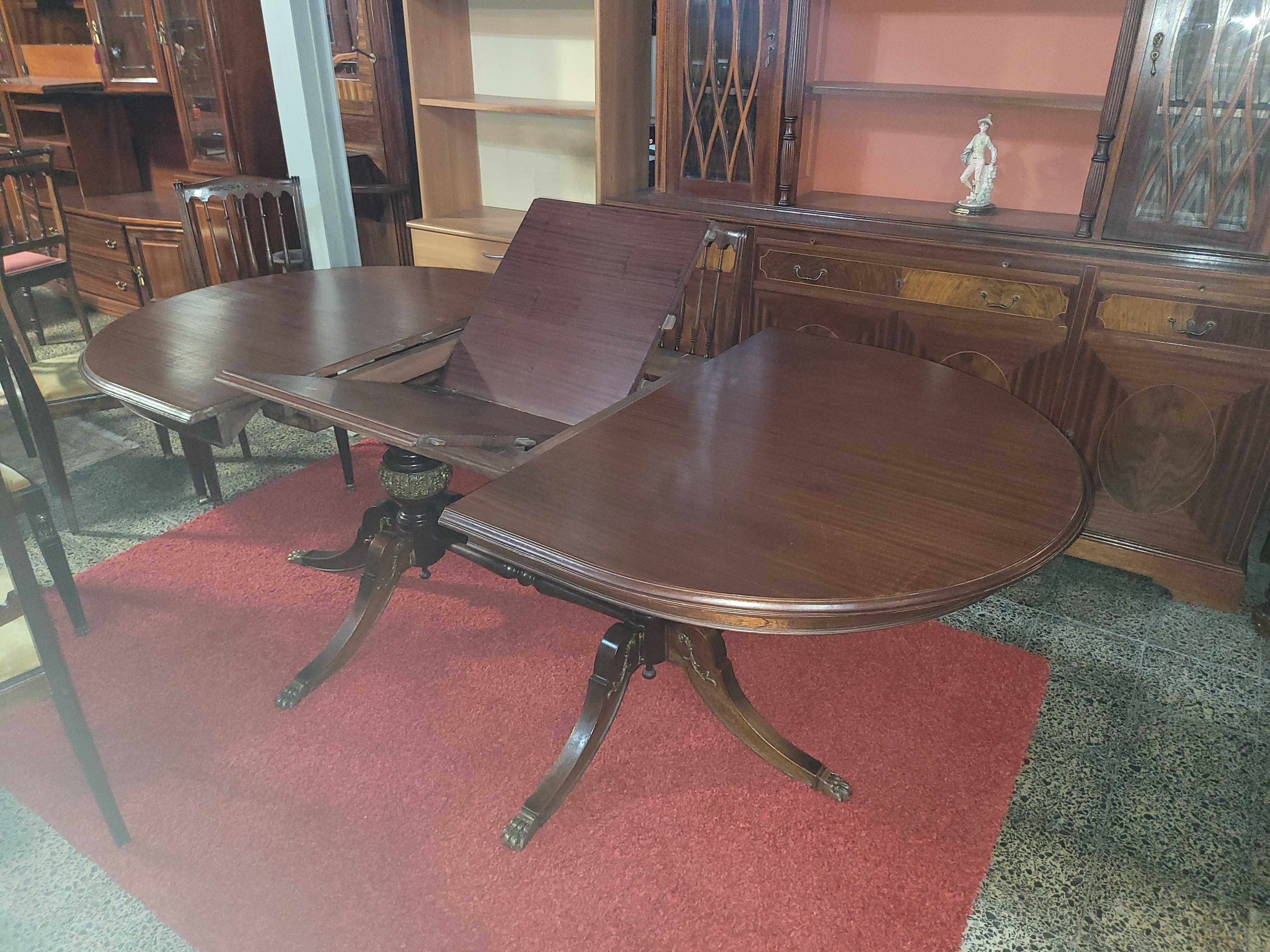 Mesa de sala em madeira estilo Império - Só a mesa as cadeiras são à