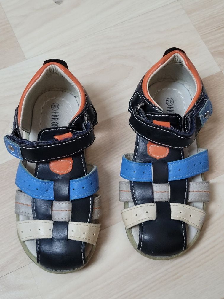 Sandały dla chłopca 26 dł. wkładki 16 cm granatowe kryte palce i pięty
