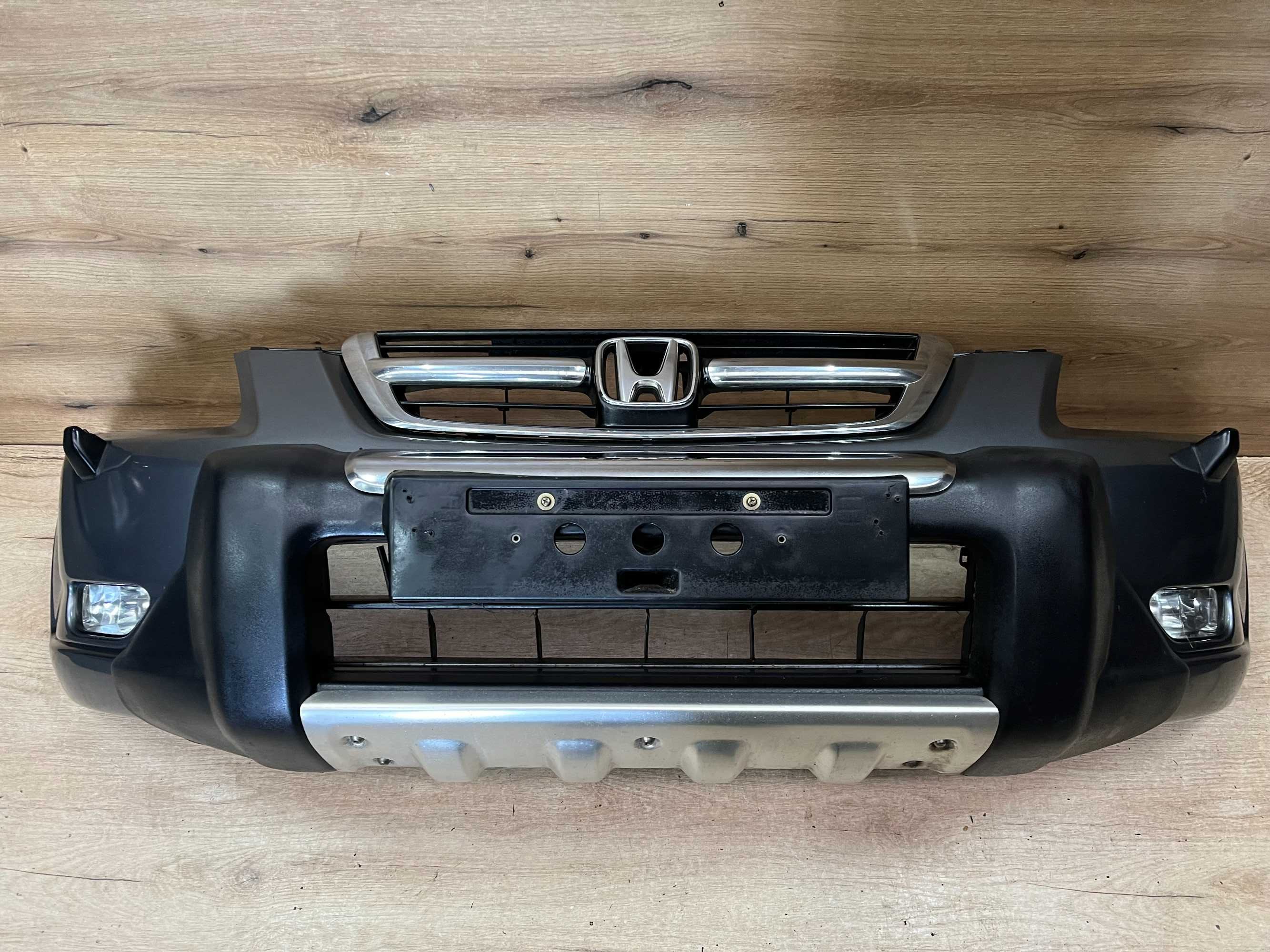 Zderzak przedni Honda Cr v II kolor nh674p