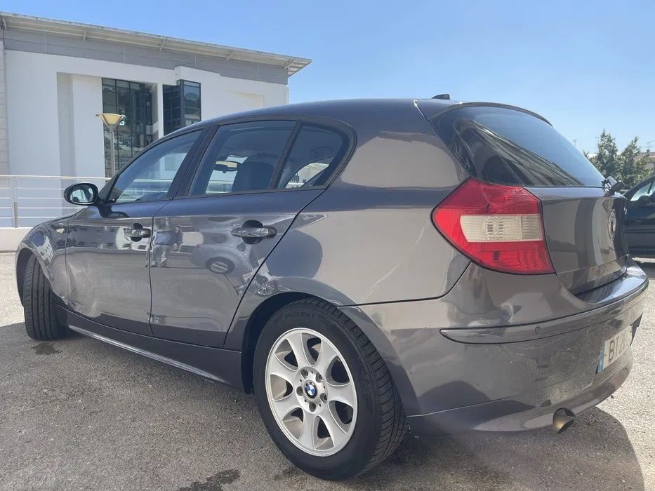 BMW Serie 120i E87