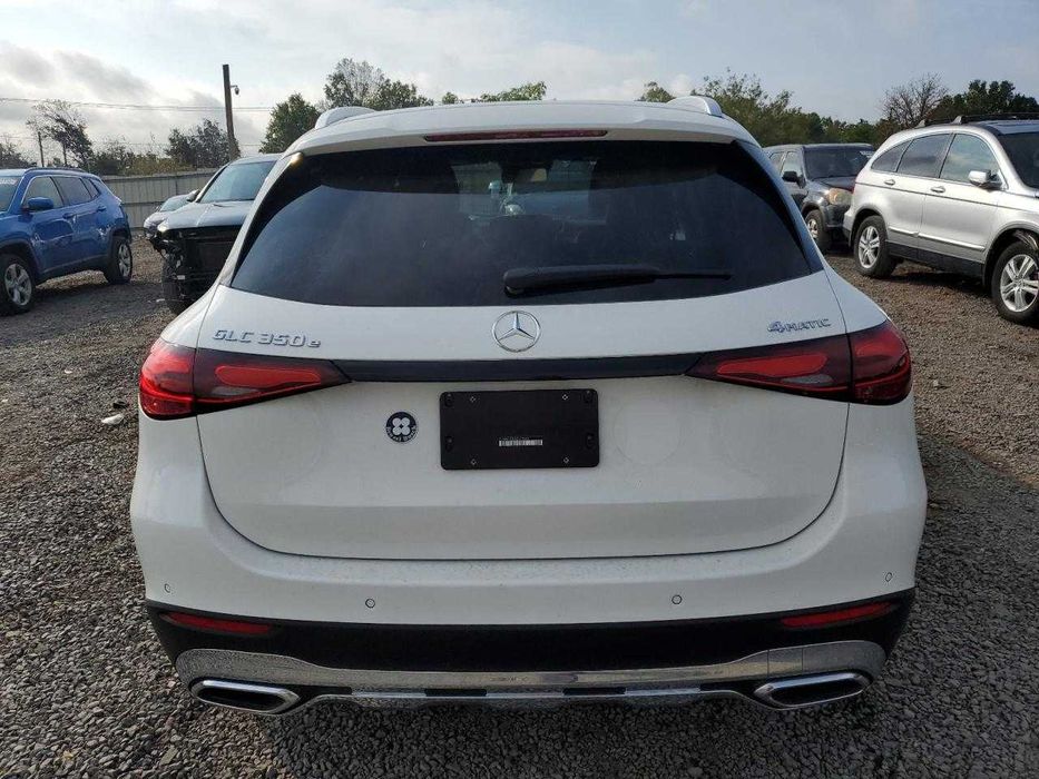 2025 Mercedes-Benz Glc 350E Плагін гібрид!