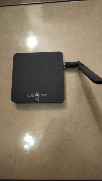 Ugoos AM6 4/32 4K Android 9,