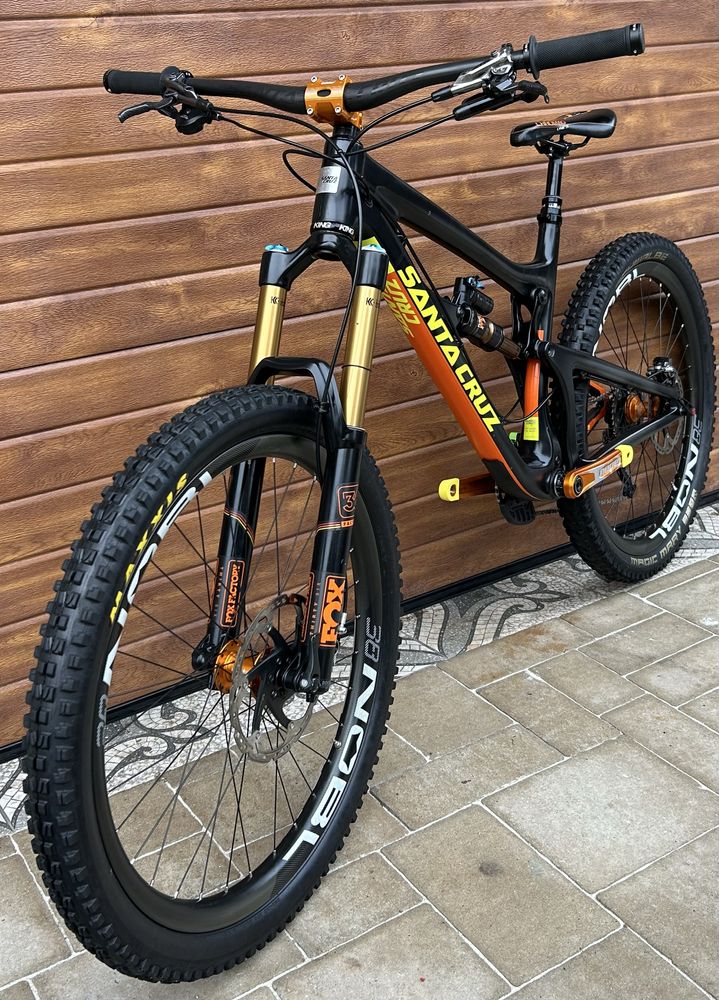 Двохпідві Santa Cruz Nomad cc Карбон 27,5" / L"