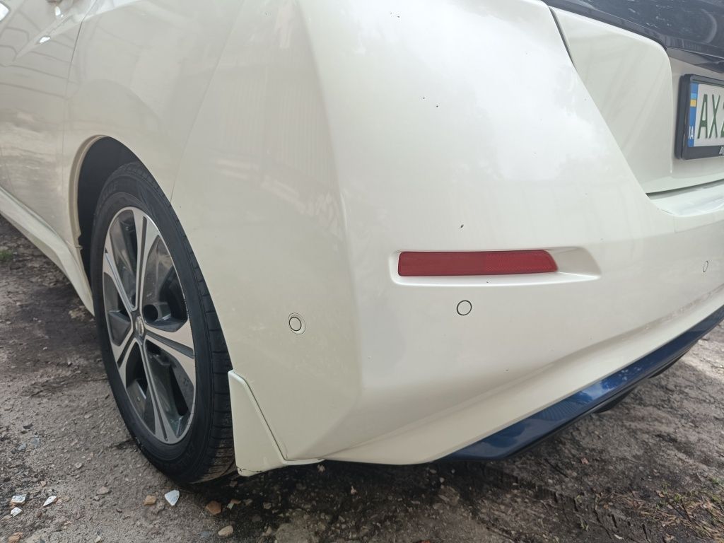 Nissan Leaf 2018 Tekna максимальна комплектація