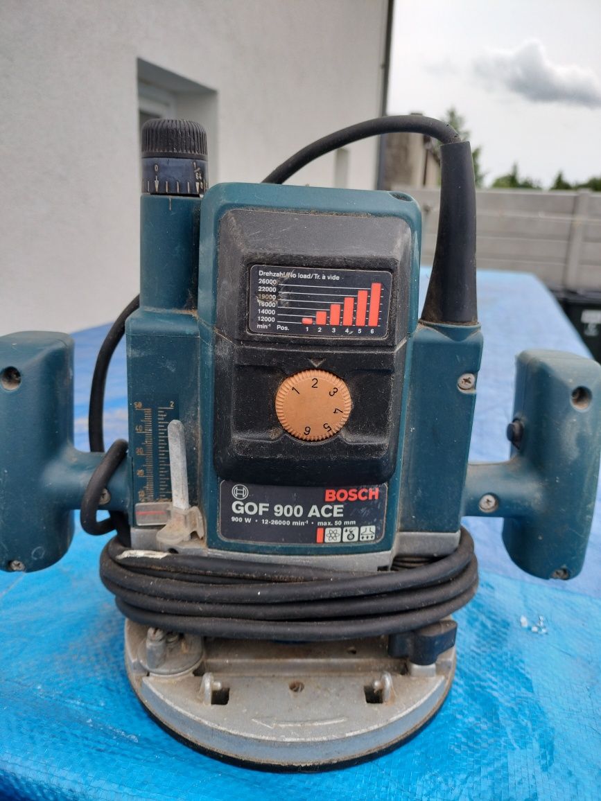 Frezarka gornowrzecionwa GOF 900