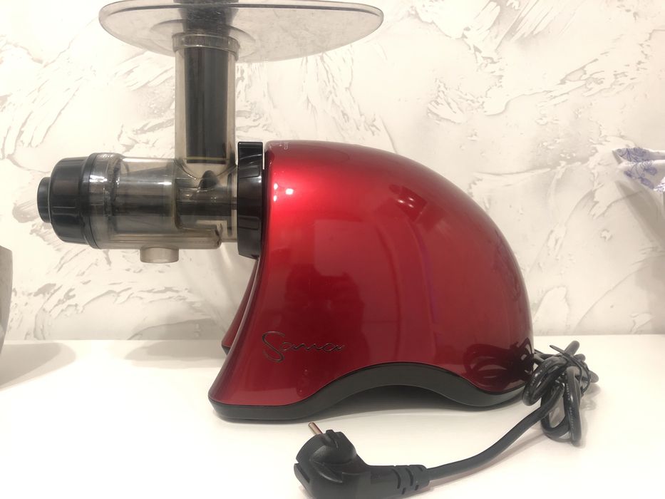 Соковижималка Omega sana