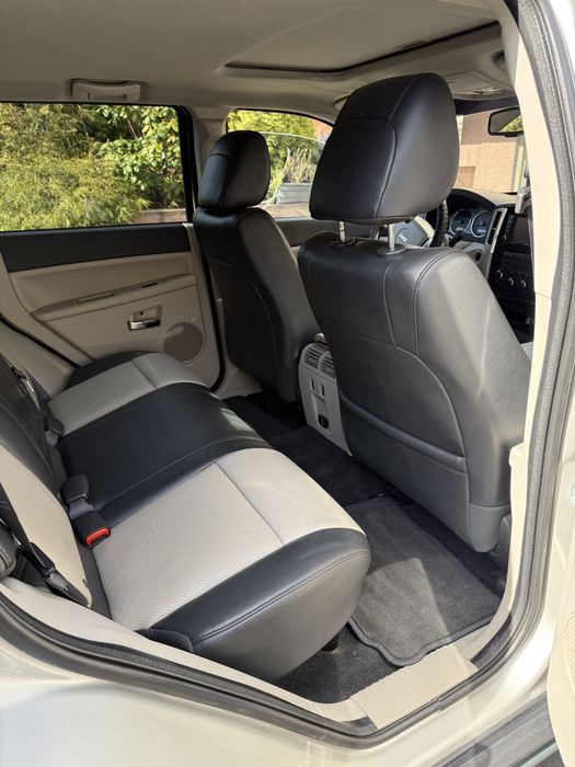 Jeep Grand Cherokee Jeep grand Cherokee wk2 5,7 hemi 2008r
