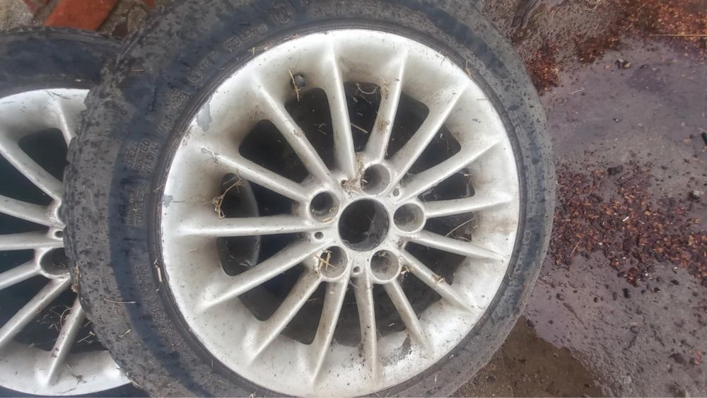 Sprzedam opony do BMW.