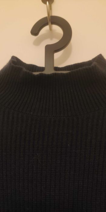 Camisola de malha e barra em algodão em tons de azul e branco