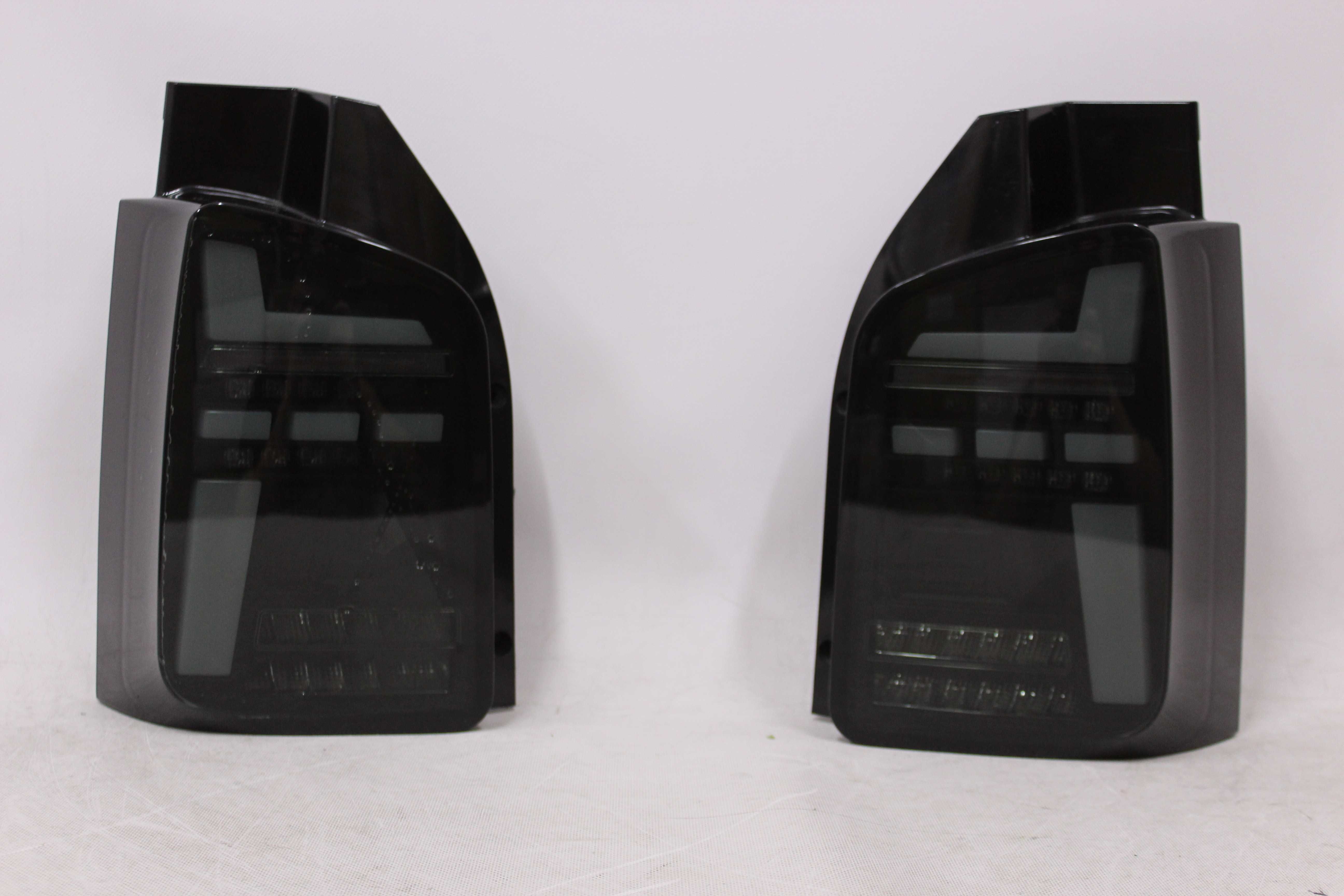 Lampy tył tylne VW Transporter T5 10-15 DRZWI LED BAR Dynamic SMOKE