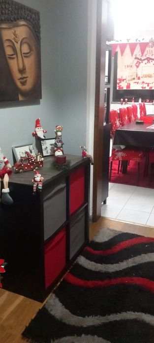 Móveis de cubos, caixas de arrumação a parte.Movel madeira tv