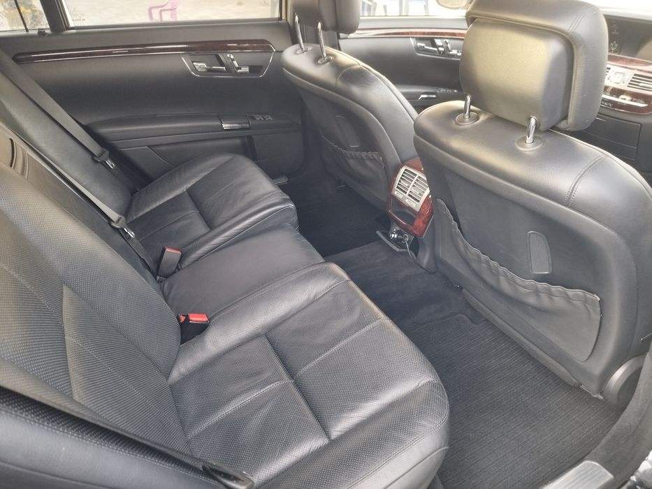 Salon Polska 4MATIC 4,7 V8 340kM , LONG,