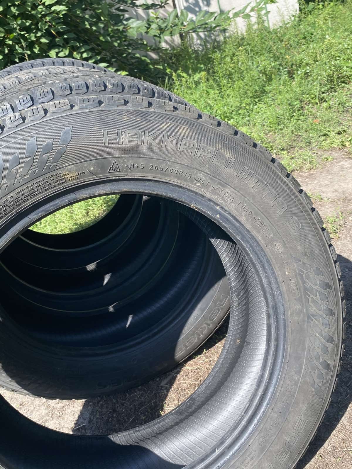 Шини Nokian комплект
