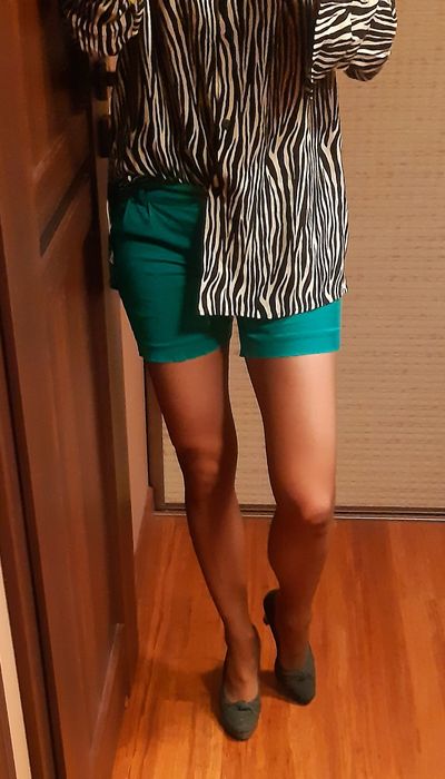 Spodenki, szorty zielone 34-36