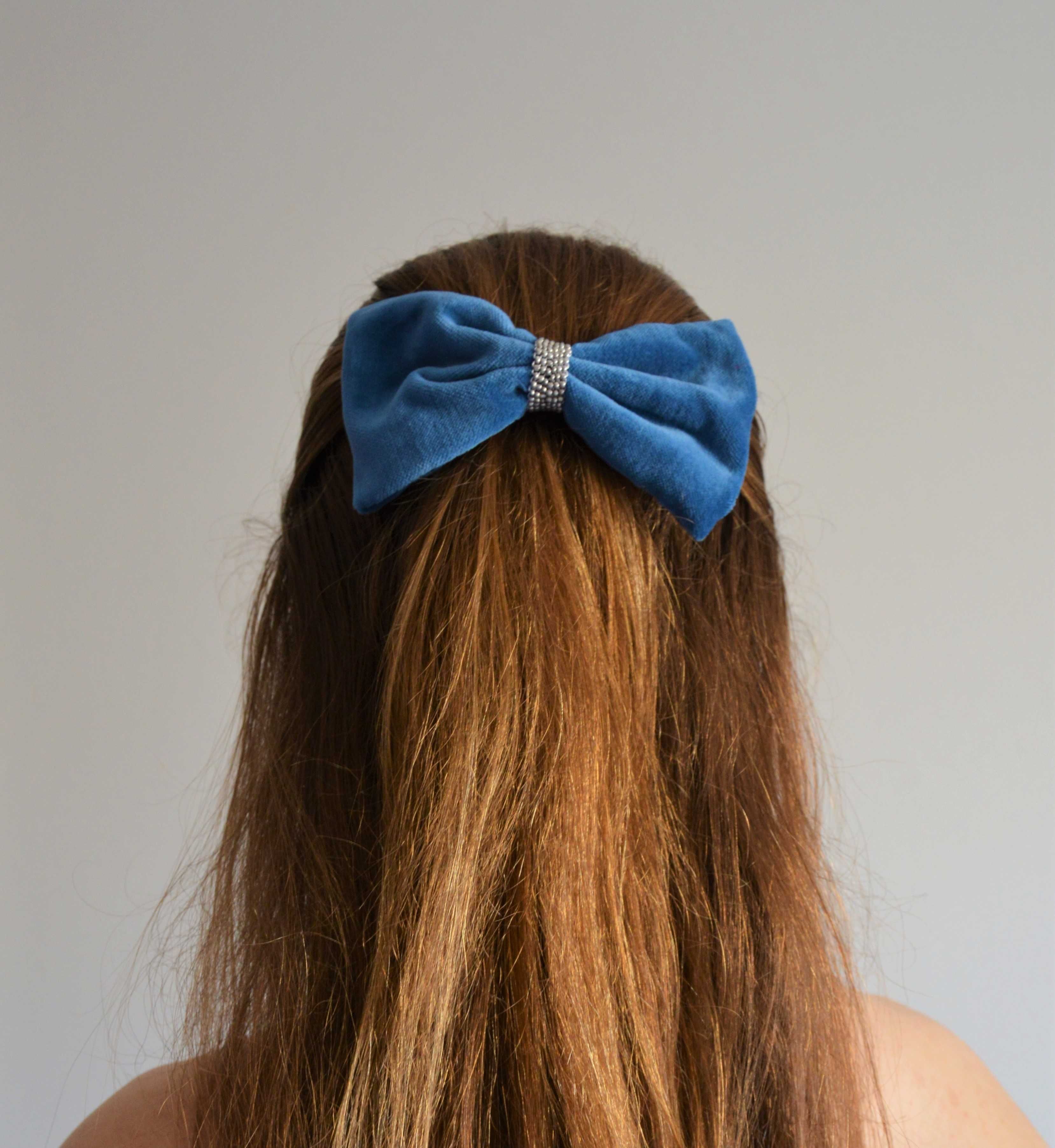 Gancho de cabelo - Laço azul (2 unidades com detalhes diferentes)
