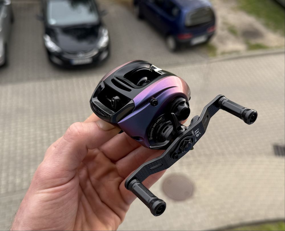 Megabass IS63L RACING ILLUSION (shimano daiwa sbu garcia penn )