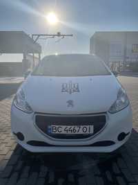 Peugeot 208 2013